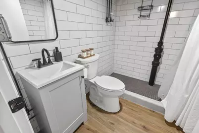 2621  Pine Grove Ave, Sheboygan, WI 53083 - Photo 17