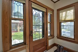 5600 W Notre Dame Ct, Milwaukee, WI 53208 - Photo 5