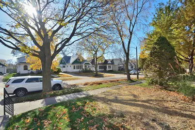 5600 W Notre Dame Ct, Milwaukee, WI 53208 - Photo 3