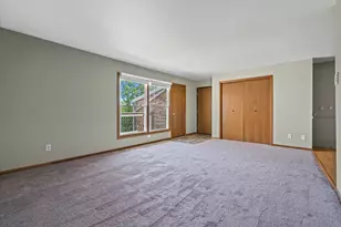 N114W16680 Crown Dr, Germantown, WI 53022 - Photo 5