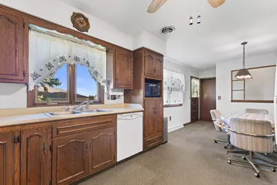 4230  Michel Ct, Racine, WI 53126 - Photo 23