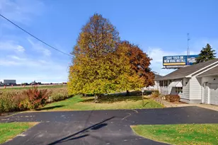 4230 Michel Ct, Racine, WI 53126 - Photo 15