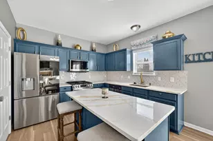 9531 W Parkland Ct, Milwaukee, WI 53224 - Photo 13