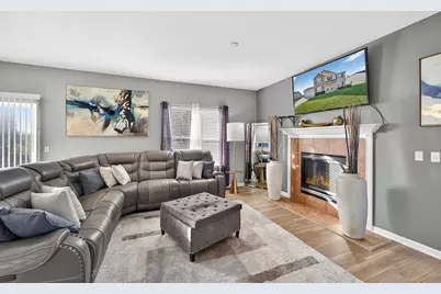 9531 W Parkland Ct, Milwaukee, WI 53224 - Photo 7