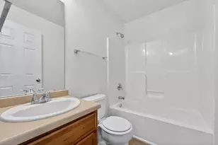 9531 W Parkland Ct, Milwaukee, WI 53224 - Photo 19
