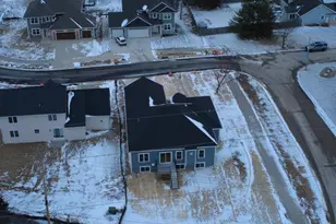 11532 W Tess Crk St, Franklin, WI 53132 - Photo 57