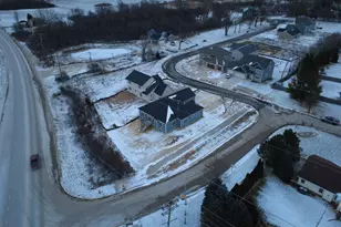 11532 W Tess Crk St, Franklin, WI 53132 - Photo 55