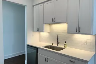 1228 E Juneau Ave, Milwaukee, WI 53202 - Photo 3