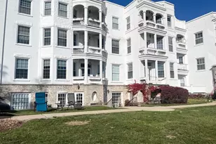 1228 E Juneau Ave, Milwaukee, WI 53202 - Photo 23