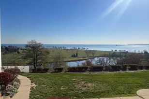 1228 E Juneau Ave, Milwaukee, WI 53202 - Photo 9