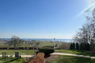 1228 E Juneau Ave, Milwaukee, WI 53202 - Photo 27