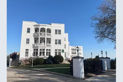 1228 E Juneau Ave #4, Milwaukee, WI 53202 - Photo 1