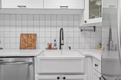 701  Country Club Dr #E, Fontana, WI 53125 - Photo 17