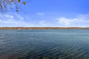 701 Country Club Dr, Fontana, WI 53125 - Photo 33