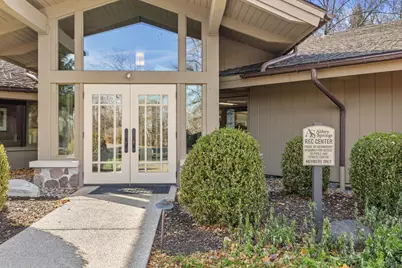 701  Country Club Dr #E, Fontana, WI 53125 - Photo 39