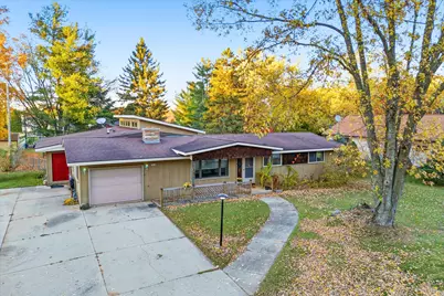 1010  Forest Ave, Sheboygan, WI 53081 - Photo 51