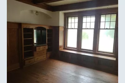 2377 N 44th St, Milwaukee, WI 53210 - Photo 3