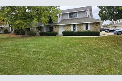 1435  Sun Valley Dr #201, Racine, WI 53406 - Photo 3