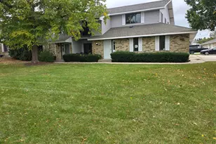 1435 Sun Valley Dr, Racine, WI 53406 - Photo 3