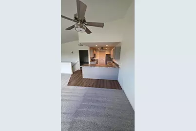 1435  Sun Valley Dr #201, Racine, WI 53406 - Photo 9