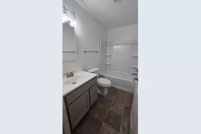 1435  Sun Valley Dr #201, Racine, WI 53406 - Photo 23