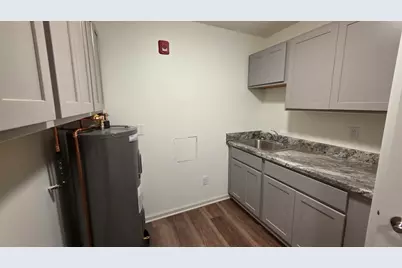 1435  Sun Valley Dr #201, Racine, WI 53406 - Photo 25