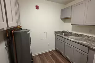 1435 Sun Valley Dr, Racine, WI 53406 - Photo 25