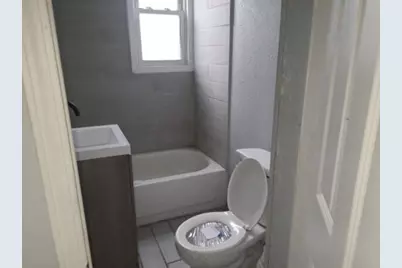 2940 N Holton St #2942, Milwaukee, WI 53212 - Photo 11