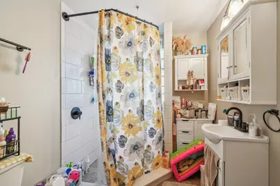 1513 S 80th St #1515, West Allis, WI 53214 - Photo 13