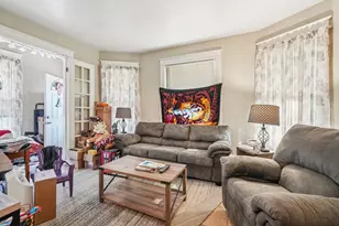 1513 S 80th St, West Allis, WI 53214 - Photo 3