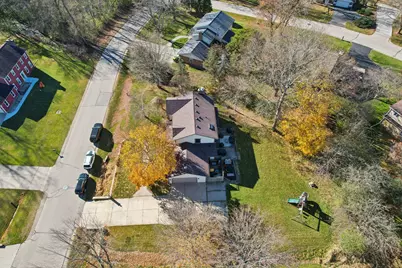 9740 W Huntington Dr, Mequon, WI 53097 - Photo 43