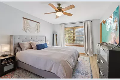 9740 W Huntington Dr, Mequon, WI 53097 - Photo 25