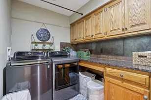 9740 W Huntington Dr, Mequon, WI 53097 - Photo 23