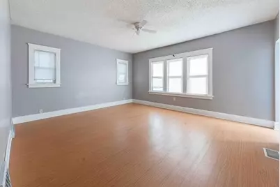 2332  Durand Ave, Racine, WI 53403 - Photo 5