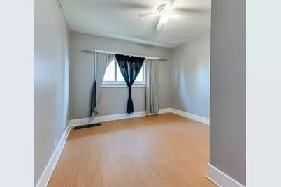 2332  Durand Ave, Racine, WI 53403 - Photo 9