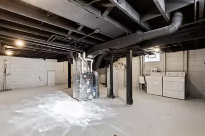 5529 W Rogers St, West Allis, WI 53219 - Photo 21