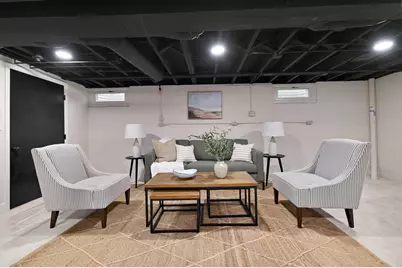 10039 N Sunnycrest Dr, Mequon, WI 53092 - Photo 23