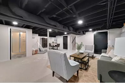 10039 N Sunnycrest Dr, Mequon, WI 53092 - Photo 25