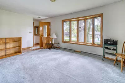 W139N6995  Bay Ridge Ln, Menomonee Falls, WI 53051 - Photo 7