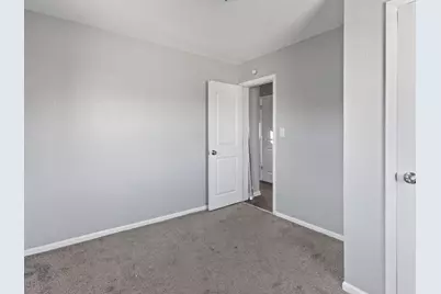 4768 N 52nd St, Milwaukee, WI 53218 - Photo 15