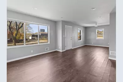 4768 N 52nd St, Milwaukee, WI 53218 - Photo 3