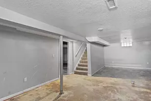 4768 N 52nd St, Milwaukee, WI 53218 - Photo 25