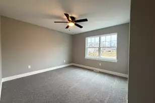 6351 Kinzie Ave, Racine, WI 53406 - Photo 7