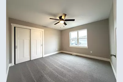 6351  Kinzie Ave, Racine, WI 53406 - Photo 5