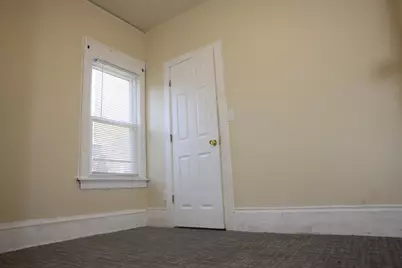 2735 N 39th St #2737, Milwaukee, WI 53210 - Photo 11