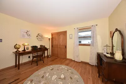 9602 W Arthur Ave, West Allis, WI 53227 - Photo 13