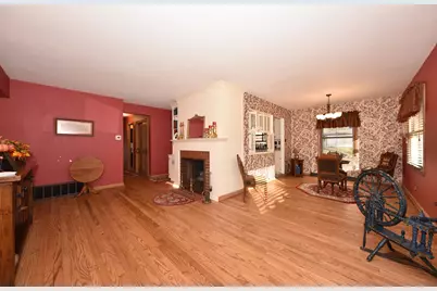 9602 W Arthur Ave, West Allis, WI 53227 - Photo 5