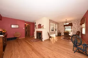 9602 W Arthur Ave, West Allis, WI 53227 - Photo 5