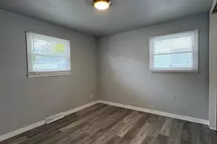 4921 N 58th St, Milwaukee, WI 53218 - Photo 3