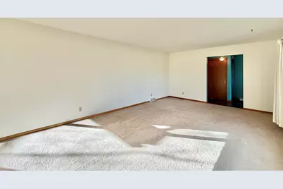 442  Oakland Ln, Elkhorn, WI 53121 - Photo 23